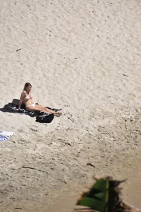 BEACH DAY! ass, titties, face shots, tight stomachs and bold bikinis! PART 2