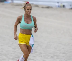 Amazingly hot candid sweaty girls jogging creepshots