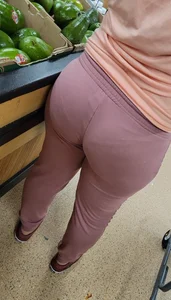 Shopping Randoms (NOT OC)