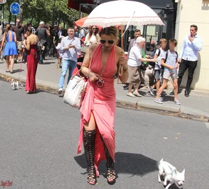 Candid boobs, nip slip and downblouse pics