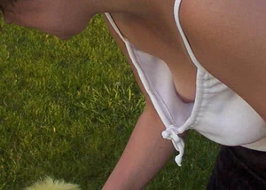 Candid boobs, nip slip and downblouse pics