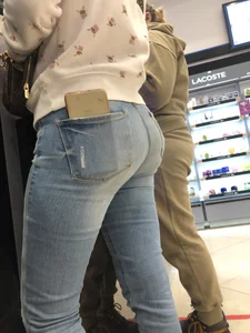 Juicy Milf’s Butt in Tight Blue Jeans at the Store Creepshots Gallery