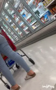 Target booty in tight jeans