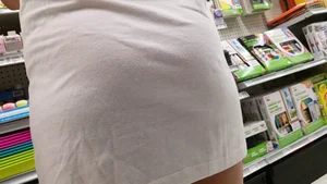 Sexy asian hottie in deadly white outfit (short clip)