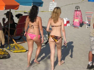 Mix of candid girls at the beach and in bikinis