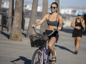 Hot candid summer girls collection