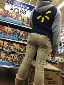 Black Walmart employee with a nice booty in tight jeans