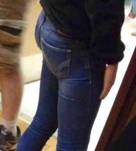 Sexy Candid Booty And Slim Legs, Closeup Creepshot of a Girl in Tight Blue Jeans