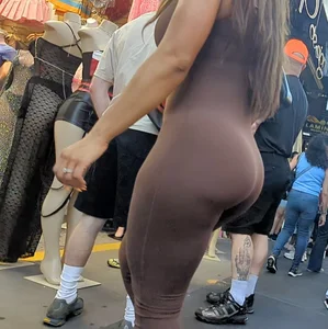 Other Capper Blew My Shot of this Hottie OC