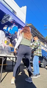 Fit tight latina in leggings [oc]