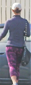 Candid girls in leggings and tights