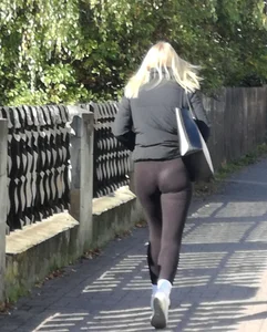 Shapely blonde in black leggings