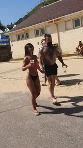 Beautiful tanned ass - busted