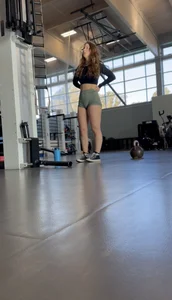 Amazing ass Gym Post  / Not OC