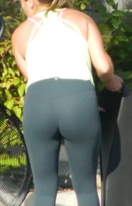 Incredible Blonde Working Out, full sun