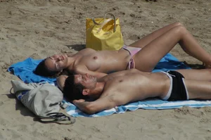 Sexy mature girls on Vilanova topless beach