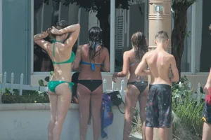 Various sexy Florida beach and bikini girls