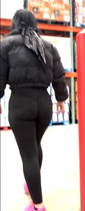 Cuban shorty with a nice ass