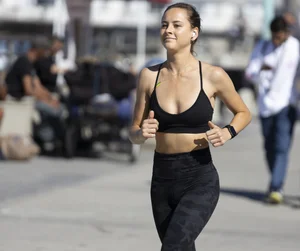 Amazingly hot candid sweaty girls jogging creepshots