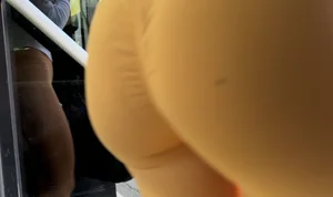 GOATED PEACHY BOOTY  VPL FROM CLOSE