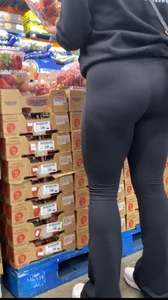 Sexy tight booty