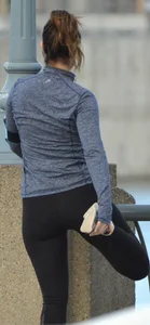Runner babe in leggings with a nice ass
