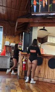 Hooters morning shift