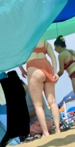 Small ass BIG WEDGIE !(oc)