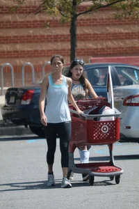 College babe leaving Target in tight leggings