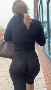 THE BEST SEETHROUGH BIG ASS EVER ! (OC)