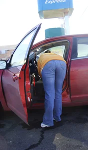 Some candid girls cleaning their cars in jeans and some showing ass crack