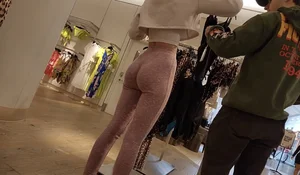 Tall slim chick Very hungry Ass  not OC