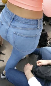 Thick ass right in front of my face