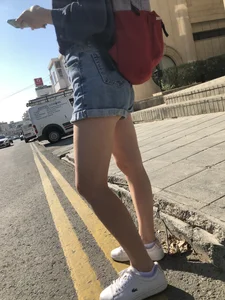 Hot legs street creepshot in jean shorts