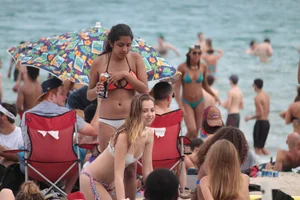 Sexy Florida girls in bikinis