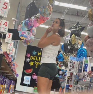 Milf at Party City was aware I was capping her