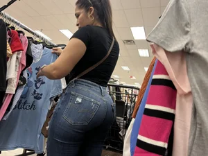 I just love these juicy thick ass Mexicans!