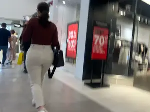 Thick brunette (OC #2)