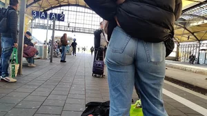 Tight Jeans at the Trainstation + Bending Over