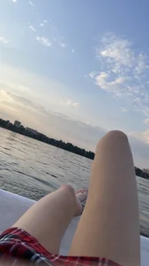 Teen girls and their feet