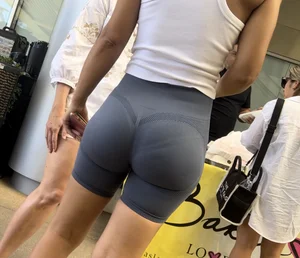Unbelievably perfect ass on this Persian baddie at farmers market (OC)