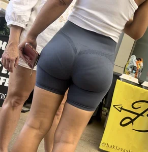 Unbelievably perfect ass on this Persian baddie at farmers market (OC)