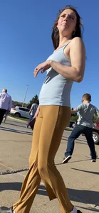 Cute brunette in mustard flares cameltoe!!!
