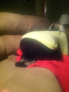 Candid Girl in Tights Doggy Style on the Couch VPL Creepshot