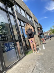 Plump teen VPL biker shorts