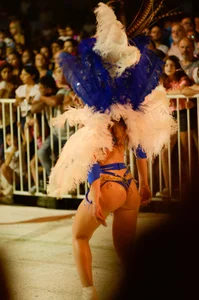 Sexy lady with a nice ass dressed up while dancing
