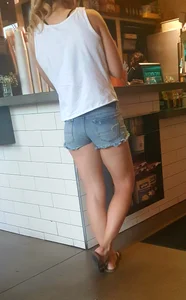 Sexy legs in a cafe