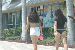 Deerfield Beach bikini girls