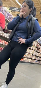 Tight booty Asian chic in black‼️