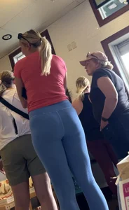 Thick blonde with thick ass in  blue yoga pants